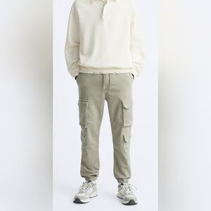 Zara Men's Medium EUC Tan Cargo Pants